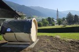 Fasssauna HELGA 35 mit Vorraum (46 mm), 3.5 m, ⌀ 1.97 m customer 1