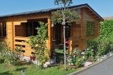 Gartenhaus aus Holz mit Terrasse OLIVIA (Isoliert, 44+44 mm), 6x6 m, 27 m² + 8 m² Terrasse customer 2