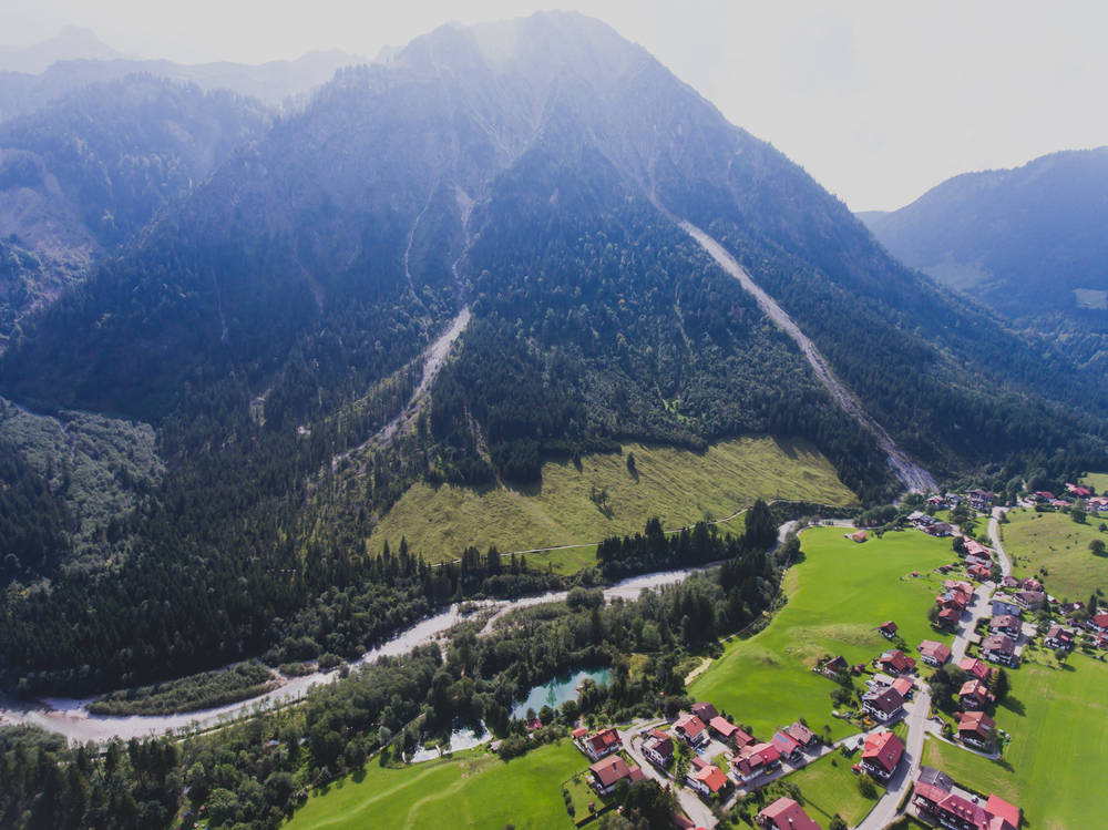 bayrischen-Bergdörfern-kann-auc-holzhaus