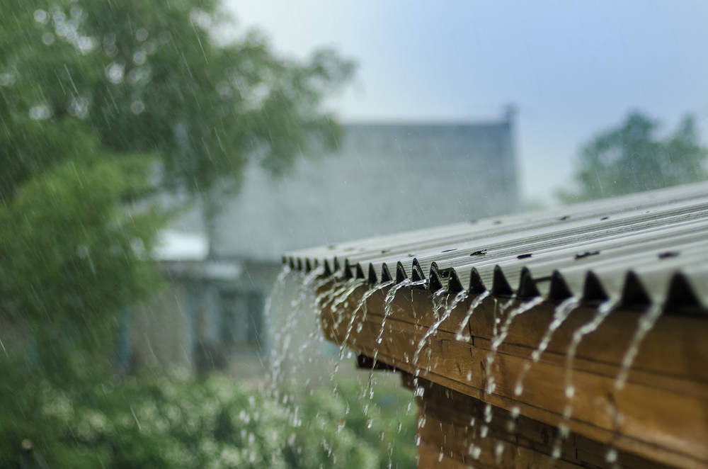 Regenwasserabfluss-im-Gartenhaus