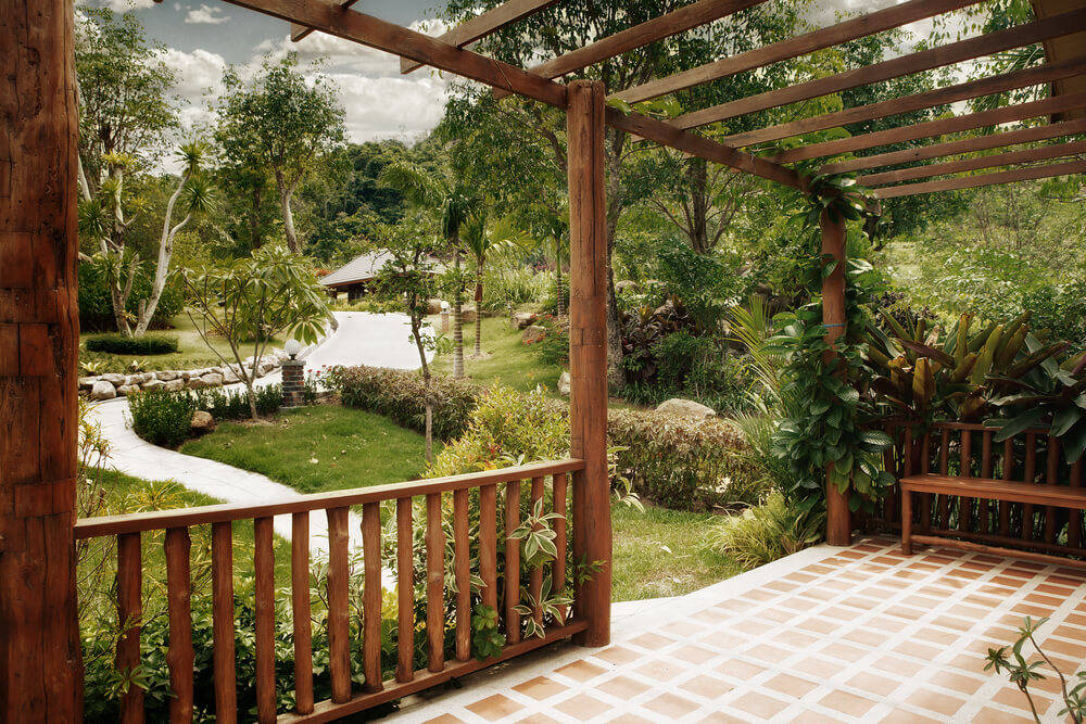 doppel-carport-aus-holz-terrasse